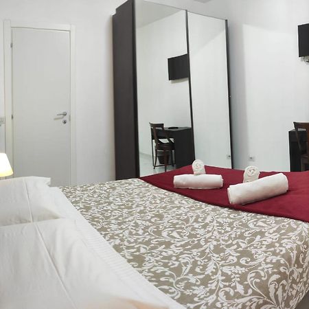Bed and Breakfast Stazione Telese 41 Roma Exterior foto